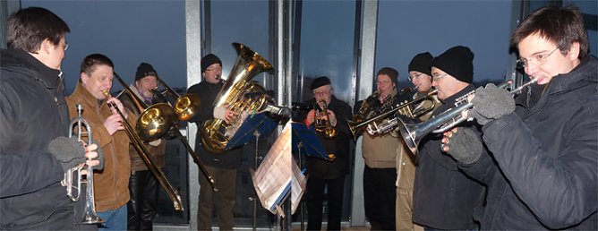 Turmblasen mit Posuanenchor Sondershausen (Foto: Karl-Heinz Herrmann)