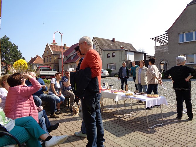 Gr&ouml;&szlig;tes Osterei Th&uuml;ringens steht wieder in Etzleben (Foto: Peter Ke&szlig;ler)