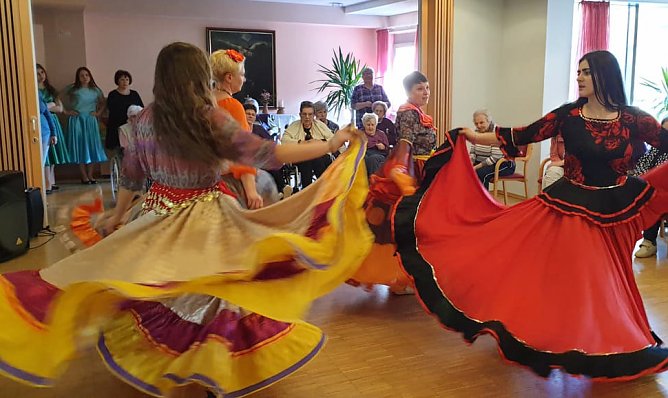 Vor Senioren getanzt (Foto: Katharina Weizel)