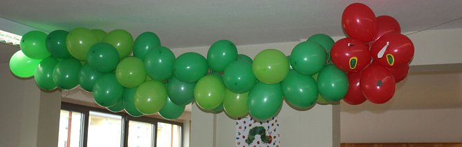 Kleine Raupe Nimmersatt in der Sondersh&auml;user Bibliothek (Foto: Karl-Heinz Herrmann)