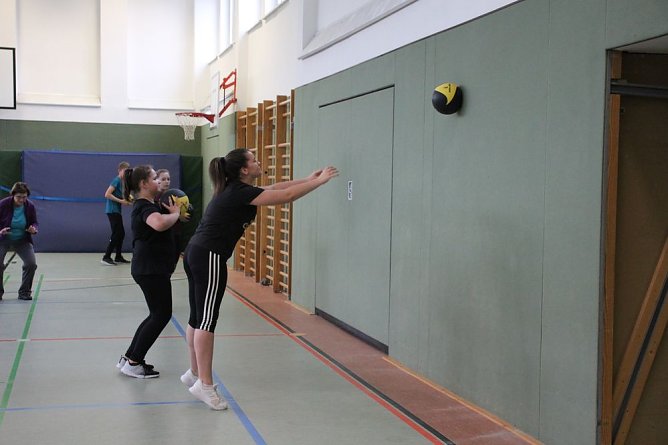 Spannendes Training mit erfolgreicher Sportlerin (Foto: Karl-Heinz Herrmann)