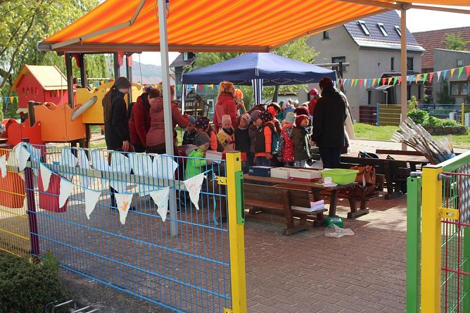 Kitas feiern Mittelalterfest (Foto: Karl-Heinz Herrmann)