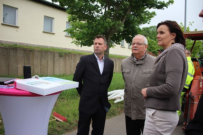 Offizieller Baustart zum gef&ouml;rderten Breitbandausbau (Foto: Karl-Heinz Herrmann)