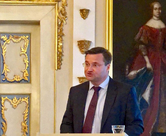 Kooperationsvertrag (Foto: Stefan Schard)