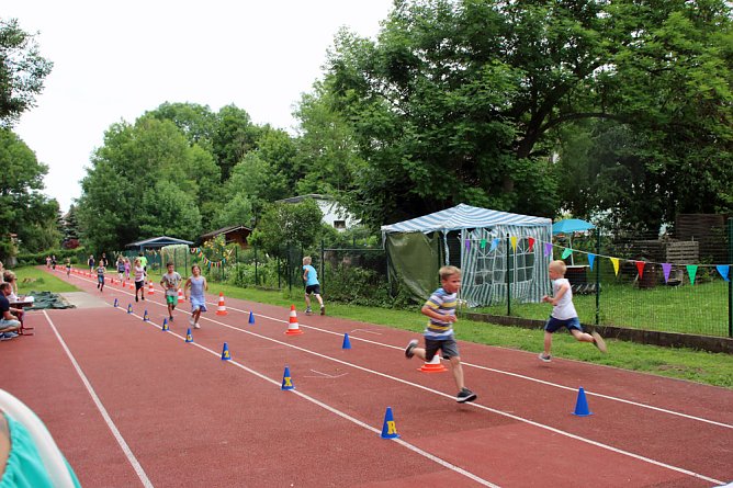 Franzberg-Schule: Laufen f&uuml;r UNICEF (Foto: Karl-Heinz Herrmann)