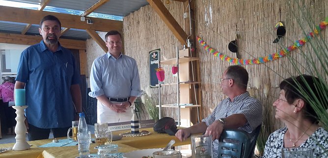 Beim CDU-Sommerfest Jubilarin geehrt (Foto: Karl-Heinz Herrmann)