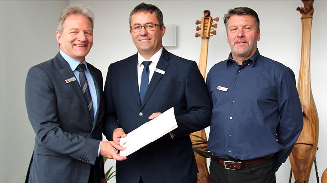 Dienstjubil&auml;um bei der Kyffh&auml;usersparkasse (Foto: Kyffh&auml;usersparkasse)