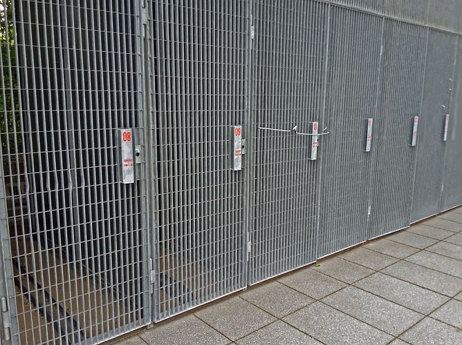 Interessante Verkehrsl&ouml;sungen (Foto: Karl-Heinz Herrmann)