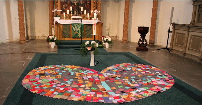 Zusammen leben, zusammen wachsen (Foto: Karl-Heinz Herrmann)