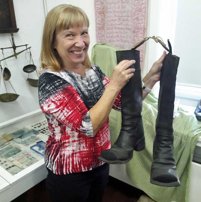 Es ist nicht leicht, einen Faden zu spinnen (Foto: Ingo Linsel) Es ist nicht leicht, einen Faden zu spinnen (Foto: Ingo Linsel)