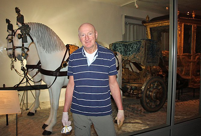 "TÜV" für Goldene Kutsche (Foto: Karl-Heinz Herrmann) "TÜV" für Goldene Kutsche (Foto: Karl-Heinz Herrmann)