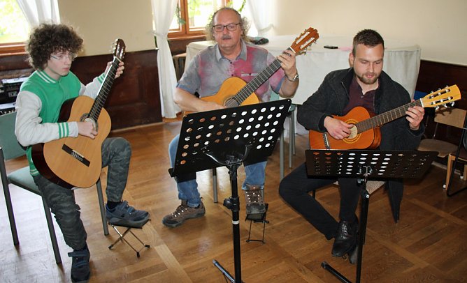 An der Musik "geschnuppert" (Foto: Karl-Heinz Herrmann)