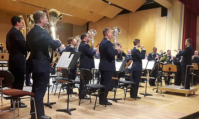 Wieder begeisterndes Benefizkonzert (Foto: Karl-Heinz Herrmann)