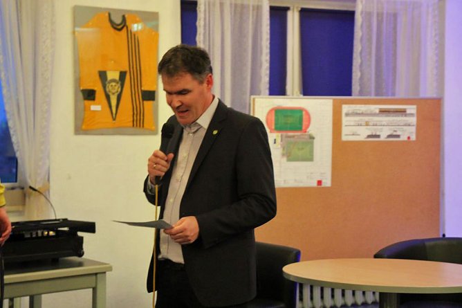 Vorl&auml;ufiger Abschied vom G&ouml;ldner (Foto: Karl-Heinz Herrmann)