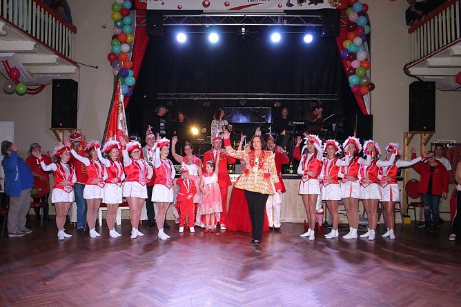 Wir sind gar nicht ganz normal (Foto: Knut Herzau)