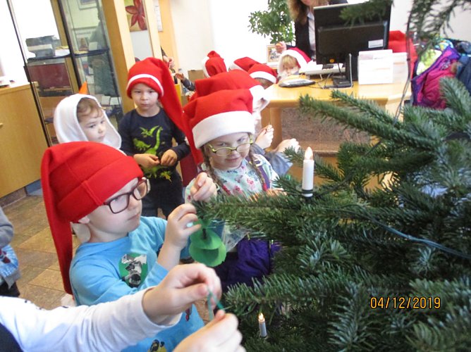 Kleine Wichtel in der Villa (Foto: Kindervilla) Kleine Wichtel in der Villa (Foto: Kindervilla)