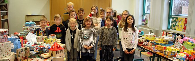 Wieder ein Berg voll Spielzeug (Foto: Karl-Heinz Herrmann) Wieder ein Berg voll Spielzeug (Foto: Karl-Heinz Herrmann)