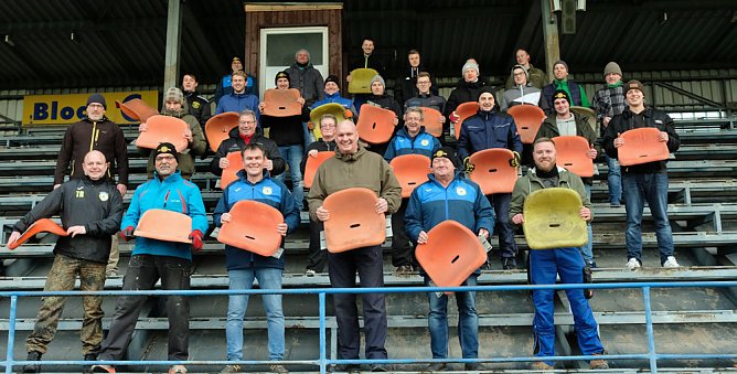 Jetzt kann der Abriss beginnen (Foto: Jens Ortschig) Jetzt kann der Abriss beginnen (Foto: Jens Ortschig)