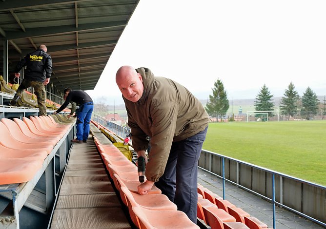 Jetzt kann der Abriss beginnen (Foto: Jens Ortschig) Jetzt kann der Abriss beginnen (Foto: Jens Ortschig)