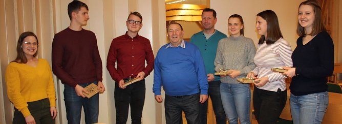 Engagement f&uuml;r den Wald gew&uuml;rdigt (Foto: Karl-Heinz Herrmann)