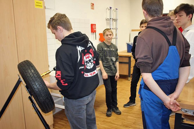 Heute Aktionstag Schule trifft Wirtschaft� (Foto: Karl-Heinz Herrmann)