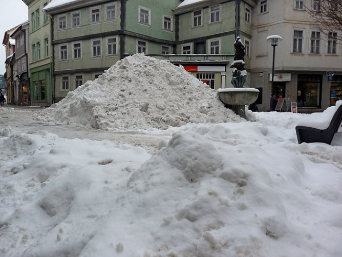 Schneeberge in Sondershausen (Foto: Karl-Heinz Herrmann)