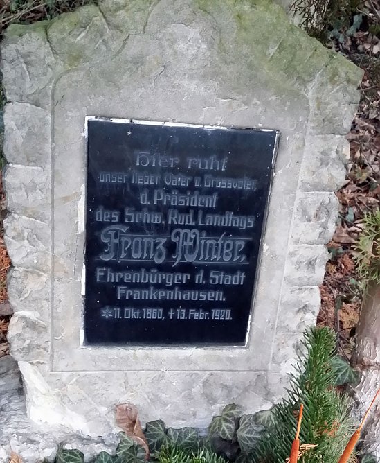 Kranzniederlegung um Gedenken (Foto: privat)