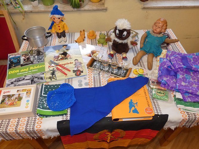 Kindheit in der DDR (Foto: AWO-Seniorenresedenz) Kindheit in der DDR (Foto: AWO-Seniorenresedenz)