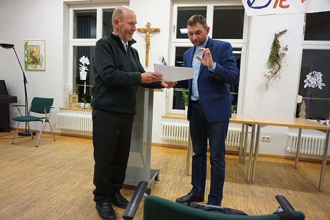 Vortrag " Die griechisch katholische Kirche " (Foto: Jürgen Kieper) Vortrag " Die griechisch katholische Kirche " (Foto: Jürgen Kieper)