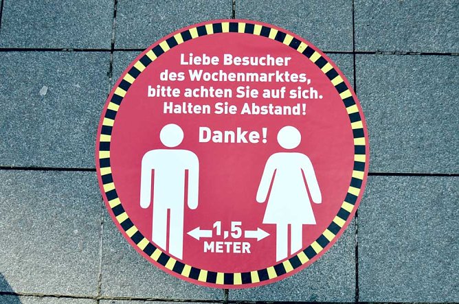 Hinweise auf dem Marktplatz (Foto: Stadt Sondershausen)