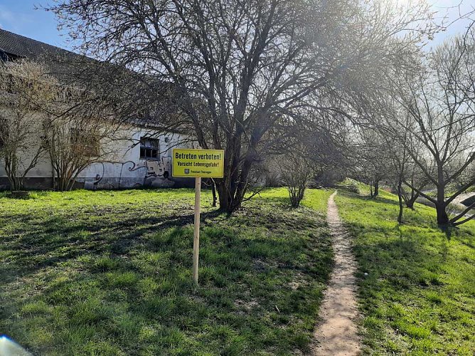 Alter Backwarenbetrieb st&uuml;rzt langsam ein (Foto: privat)