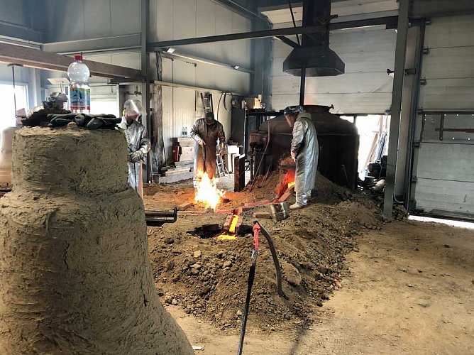 Von Glocken und vom Singen (Foto: Karl Weber)