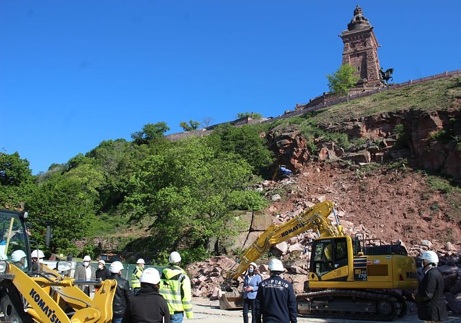 Recht spektakul&auml;re Bilder vom Kyffh&auml;user (Foto: Karl-Heinz Herrmann)