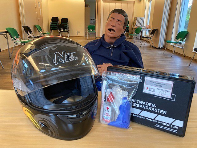 Ampel f&uuml;r Erste Hilfe Lehrg&auml;nge steht wieder auf GR&Uuml;N� (Foto: DRK Kyffh&auml;userkreis)