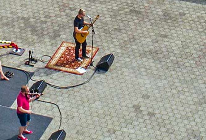 Wieder eindrucksvolle Aufnahmen vom Hebeb&uuml;hnenkonzert (Foto: Martin Ludwig maniax at work)