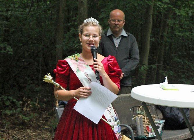 Blutbuchenk&ouml;nigin bleibt l&auml;nger im Amt (Foto: Karl-Heinz Herrmann)