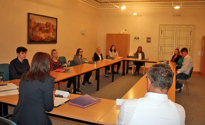 Ausbildungsbeginn im Landratsamt Kyffh&auml;userkreis (Foto: Karl-Heinz Herrmann)