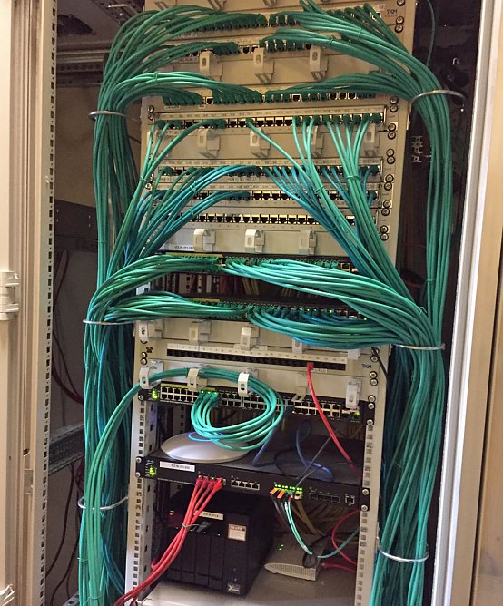 Mit neuer Technik ins neue Schuljahr (Foto: Markus Zech)