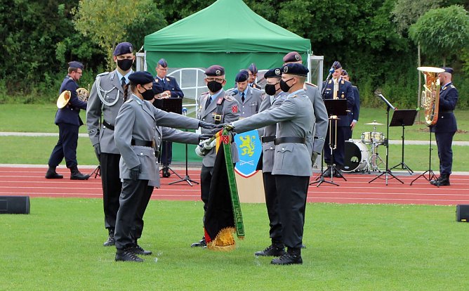 Soldatinnen und Soldaten vereidigt (Foto: Karl-Heinz Herrmann)