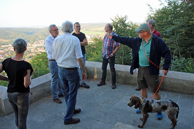 Ausflug zur renovierten Schutzh&uuml;tte (Foto: Karl-Heinz Herrmann)