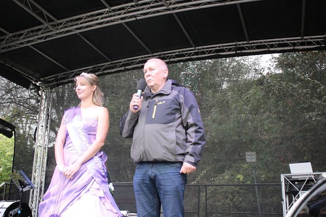 Hoffen auf besseres Wetter (Foto: Karl-Heinz Herrmann)