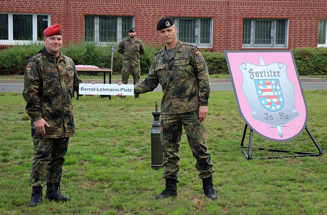 Kamerad Bernd Lehmann geehrt (Foto: Karl-Heinz Herrmann)