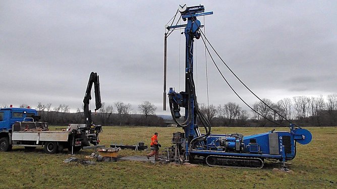 Bohrungen am Stausee Kelbra (Foto: Ulrich Reinboth)
