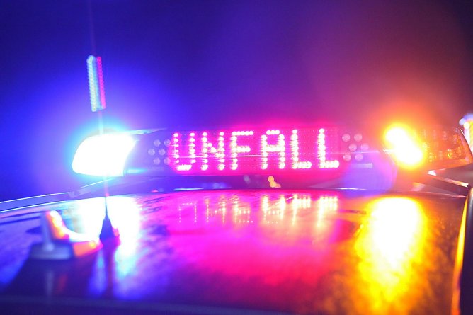 Unfall auf der Autobahn am Sonntagabend (Foto: S.Dietzel) Unfall auf der Autobahn am Sonntagabend (Foto: S.Dietzel)