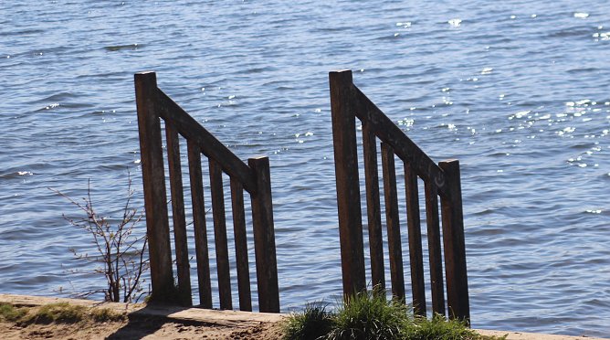 Märzensonne lacht aufs Wasser (Foto: oas) Märzensonne lacht aufs Wasser (Foto: oas)