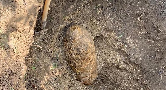 Die Bombe bei Kleinberndten (Foto: Tauber Delaborierung / Silvio Dietzel)