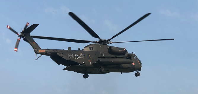 Bundeswehrhubschrauber &uuml;ber Sondershausen (Foto: S. Dietzel)
