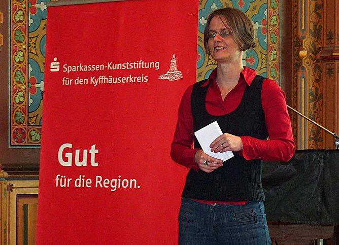 Musikstunde im Scholl-Gymnasium (Foto: Karl-Heinz Herrmann) Musikstunde im Scholl-Gymnasium (Foto: Karl-Heinz Herrmann)
