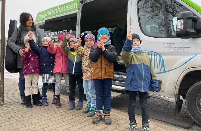Mit dem B&uuml;rgerbus zum Einkaufen (Foto: Kindervilla Bad Frankenhausen)