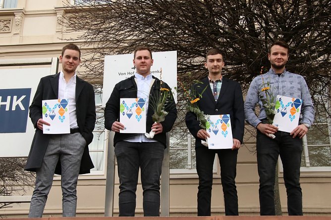 v.l.: Pascal K&uuml;hn, Phillip Heddergott, Felix Yves Gerlach, Max Dielenschneider (Foto: agl)